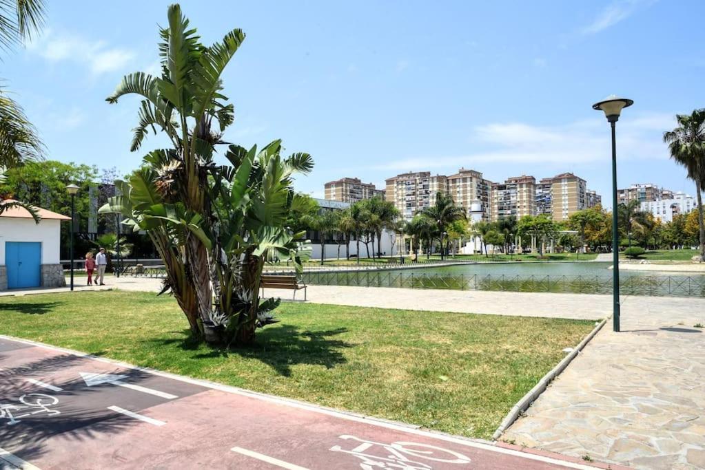 Ayala Beach Apartment Malaga Exterior photo