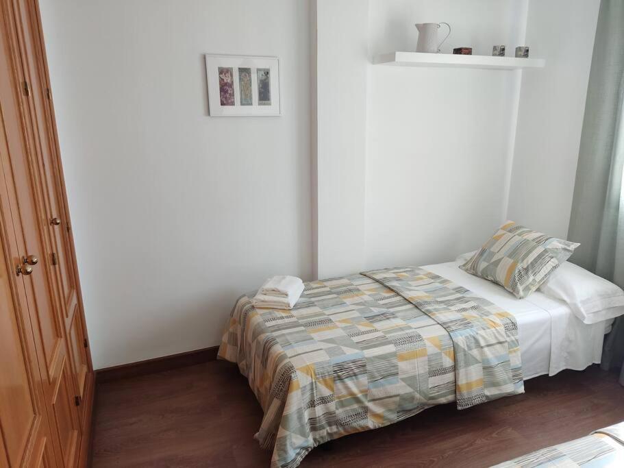Ayala Beach Apartment Malaga Exterior photo