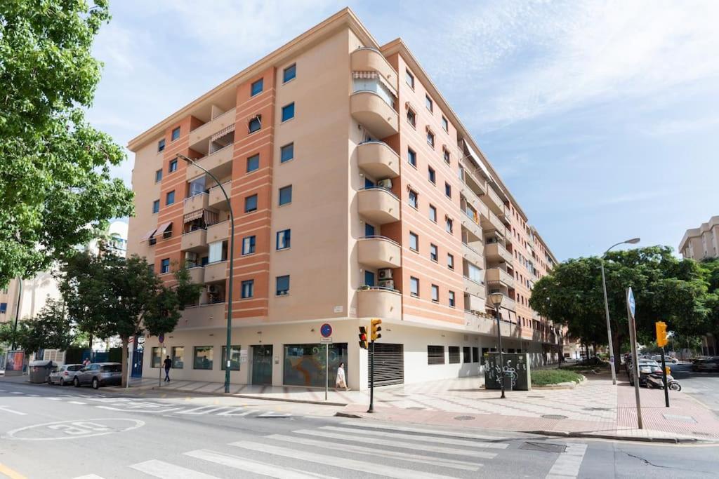 Ayala Beach Apartment Malaga Exterior photo