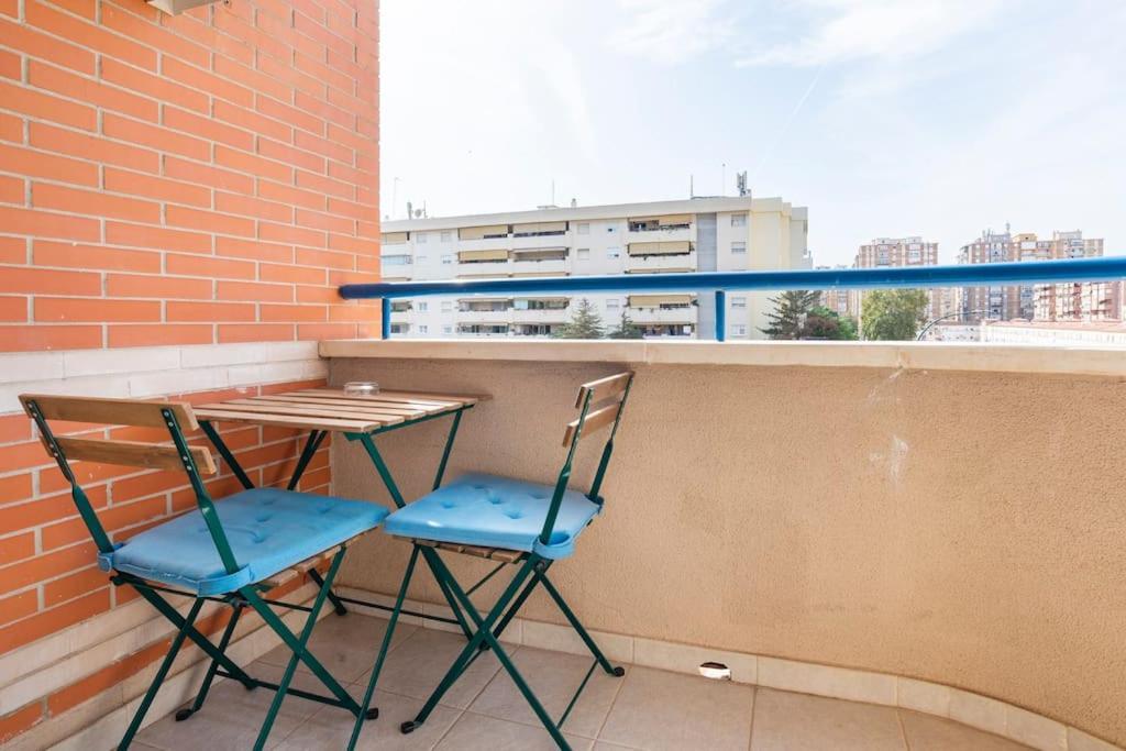 Ayala Beach Apartment Malaga Exterior photo
